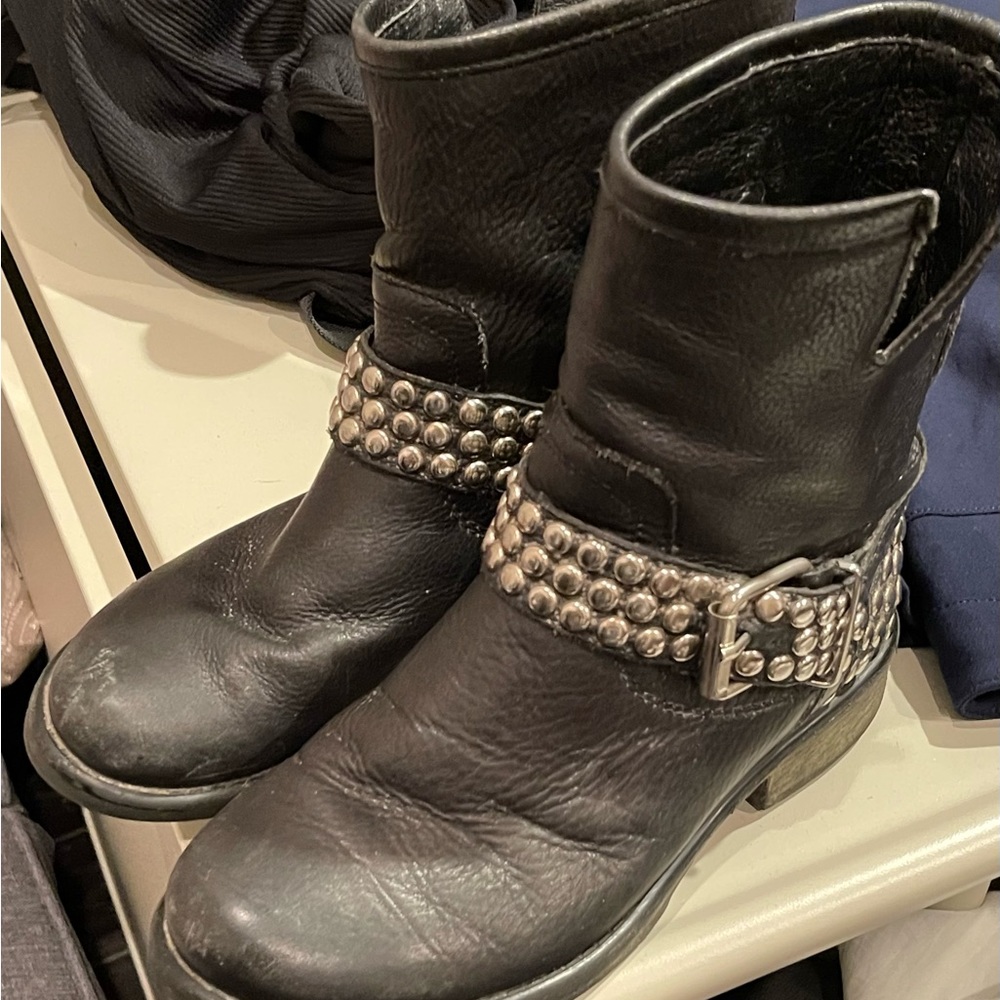 Steve Madden Moto Boots